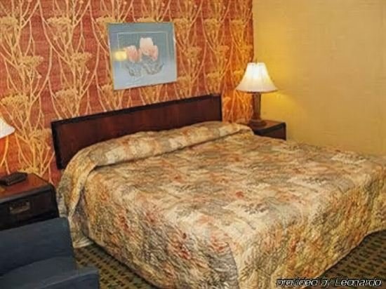 Фото California Inn