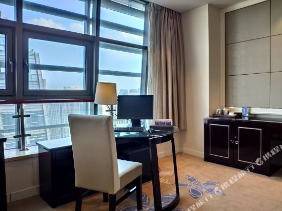 Фото Hangzhou Huachen Fengting Hotel