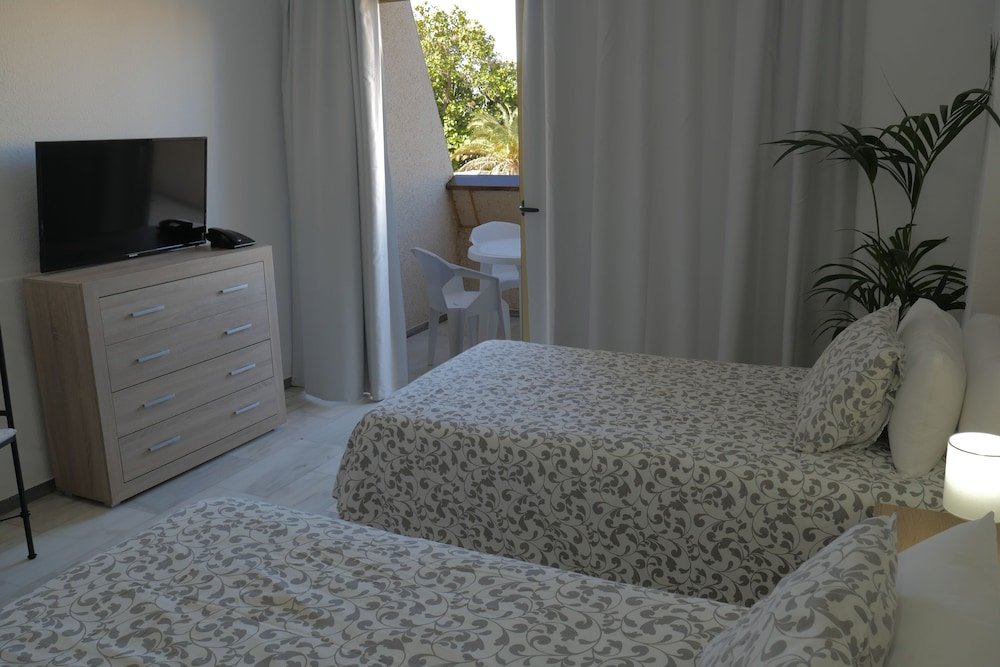 Фото Apartamentos Pirámides