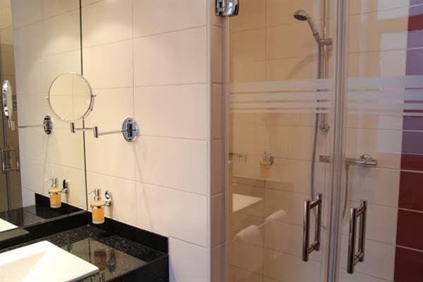 Фото Adena Hotel