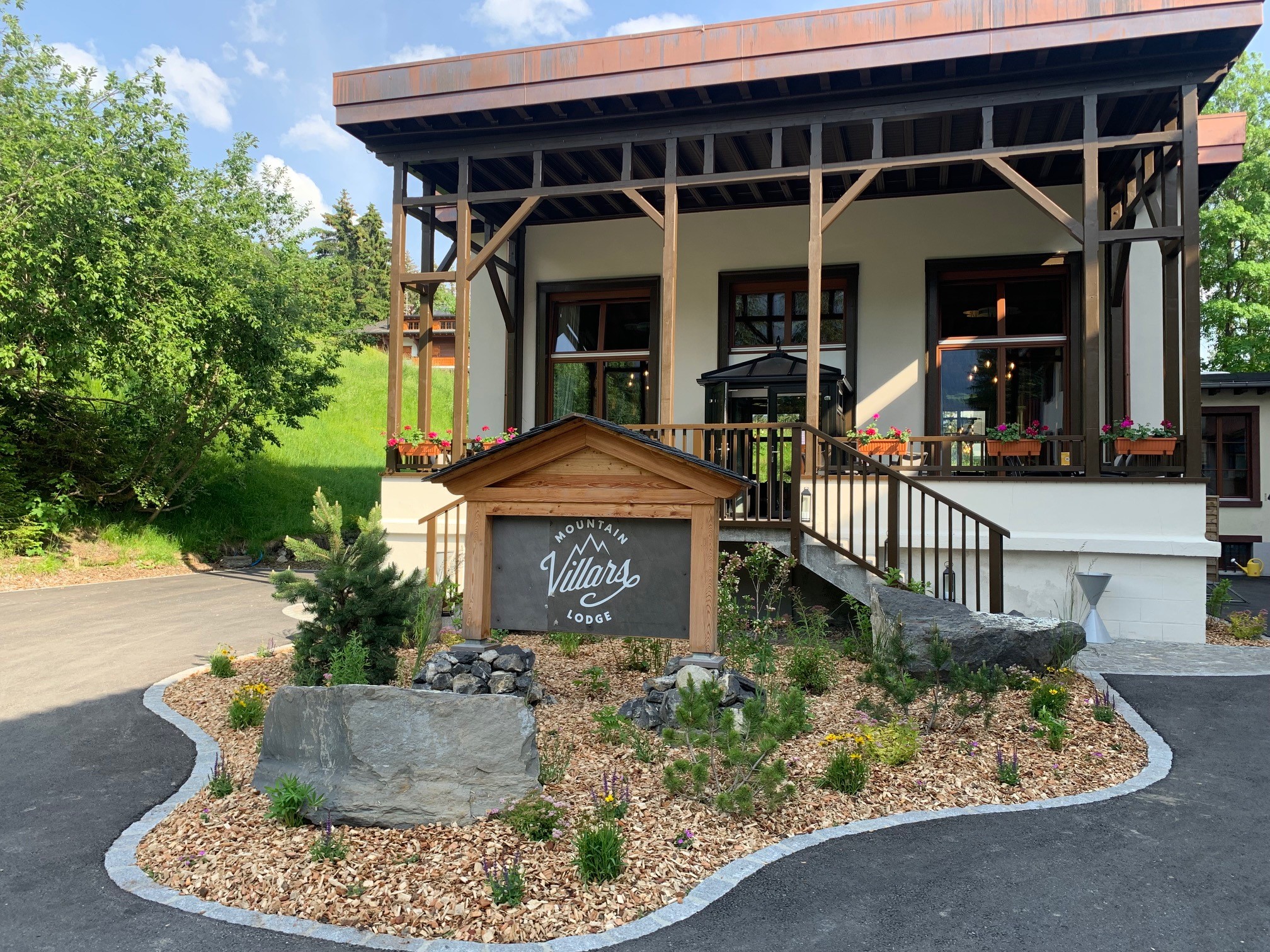 Фото отеля 1