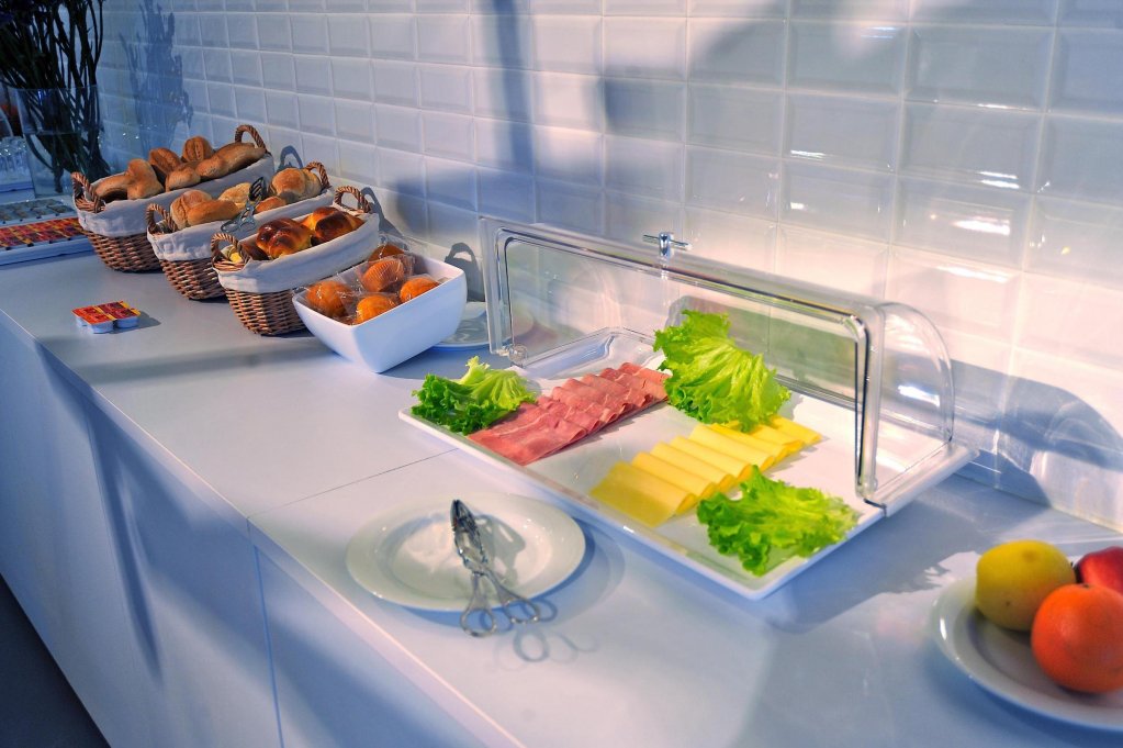 Фото Basic Braga by Axis