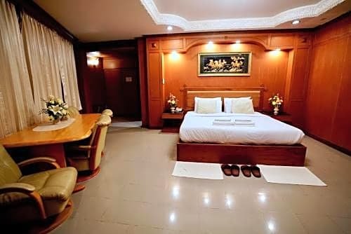 Фото Rimchan Resort Hotel