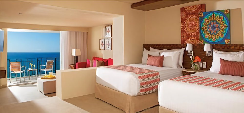 Фото Gorgeous Sunset View Suite