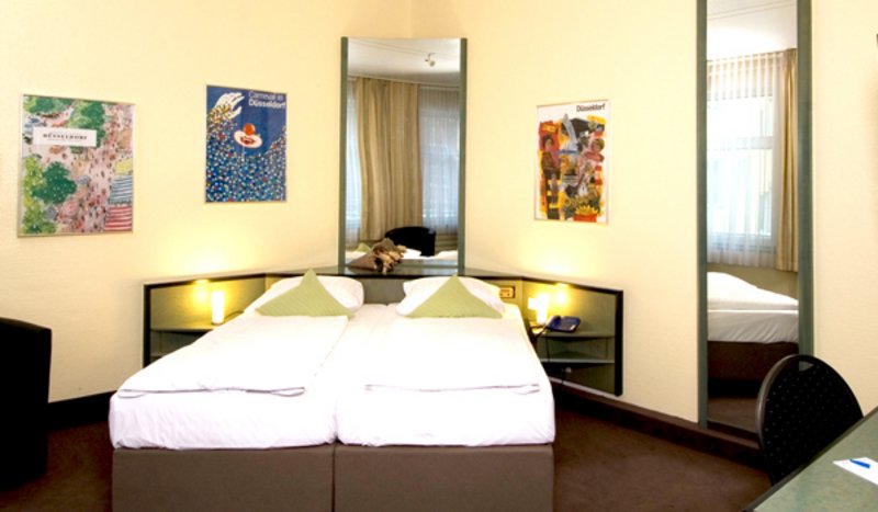 Фото отеля 2