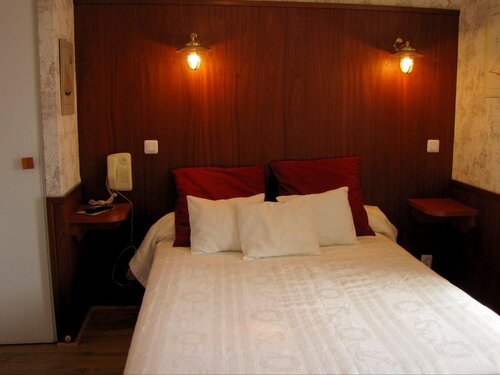 Внешний вид отеля Hotel de France в Пленёф-Вал-Андре, фото 4