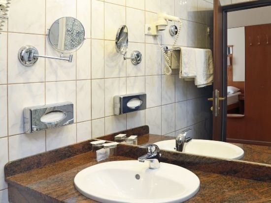 Фото Continental Hotel-Pension