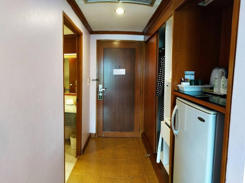 Фото The Viangtak Riverside Hotel