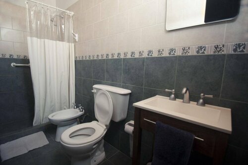Гостиница La Tosca Hostel в Пуэрто-Мадрине