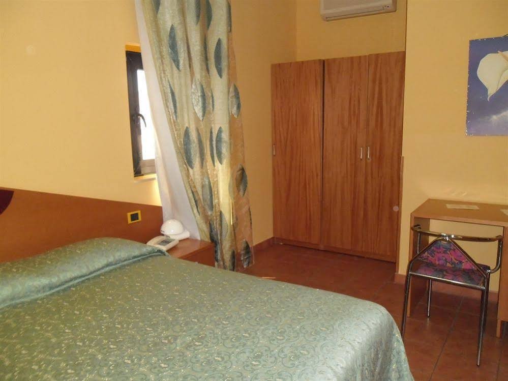 Фото Hotel Fly