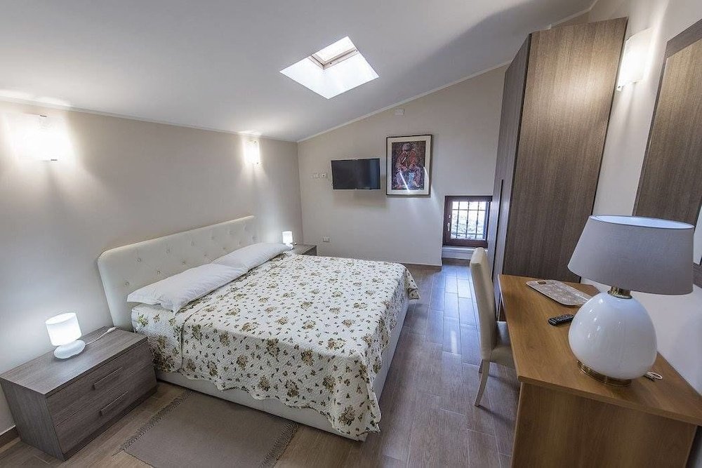 Фото Flora Hotel