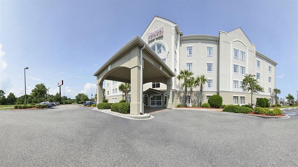 Фото Comfort Suites Myrtle Beach Central