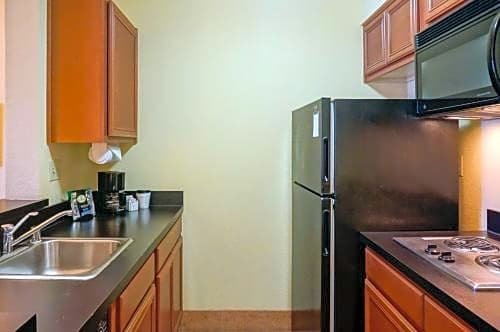 Фото Larkspur Landing South San Francisco - An All-Suite Hotel