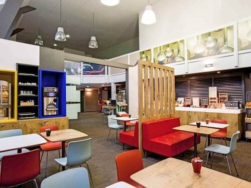 Гостиница Ibis Provins в Провене