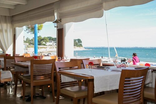 Гостиница Hôtel de la Plage Quiberon