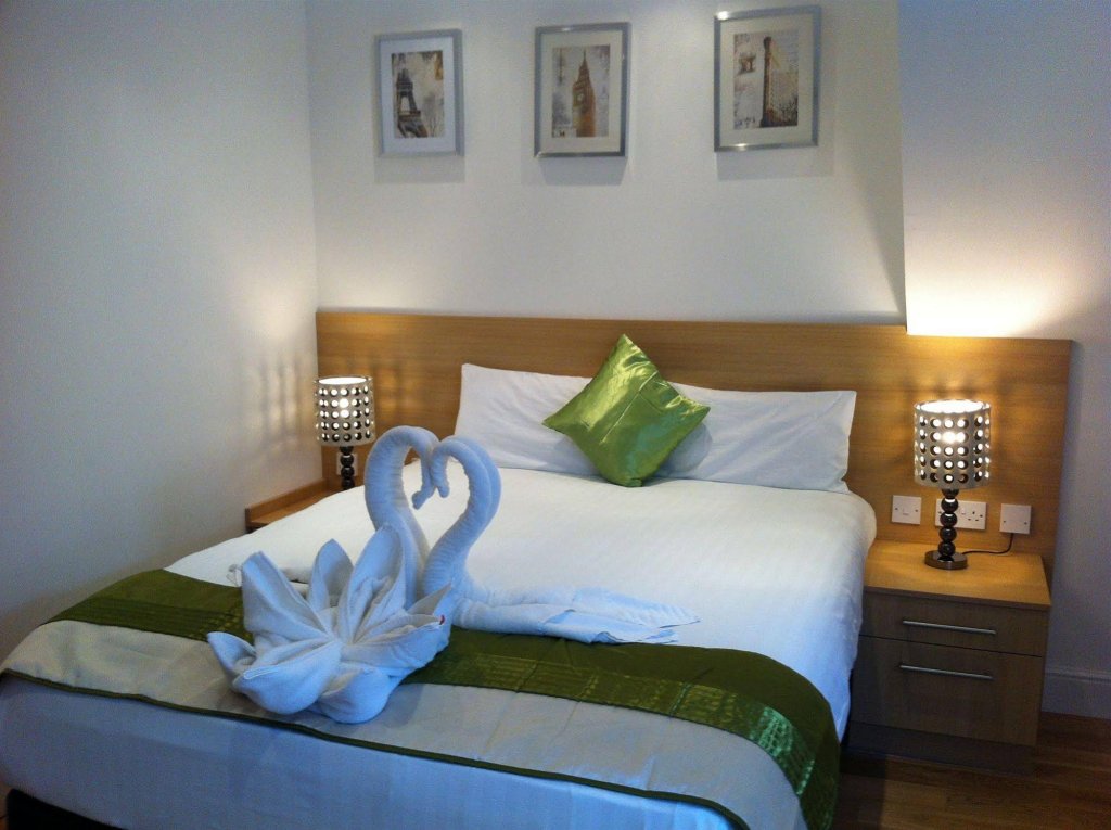 Фото Mstay 88 Studios Kensington