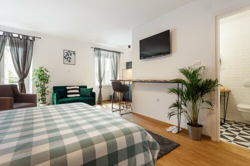 Гостиница Отель Central Rijeka Apartments в Риеке