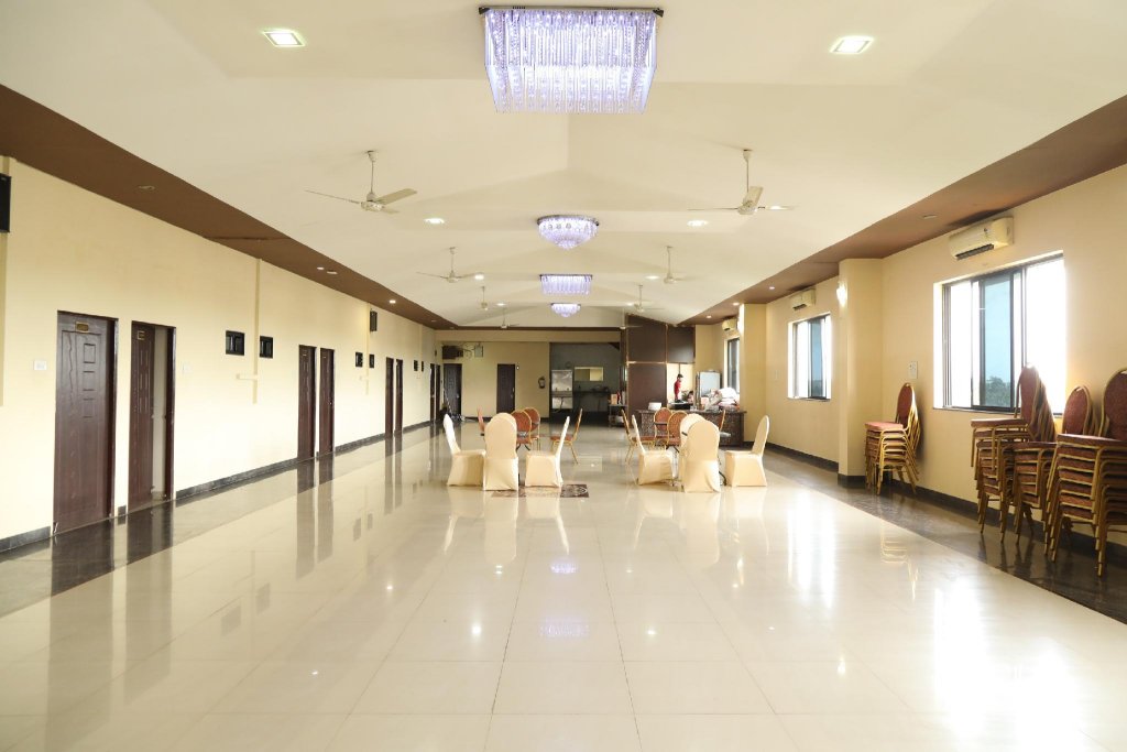 Фото Hotel Orient Palace