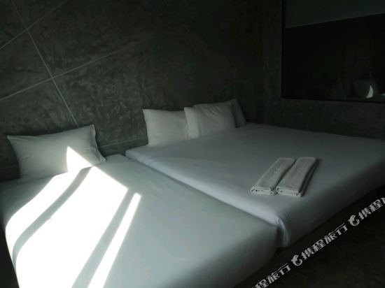 Фото The Oasis Resort