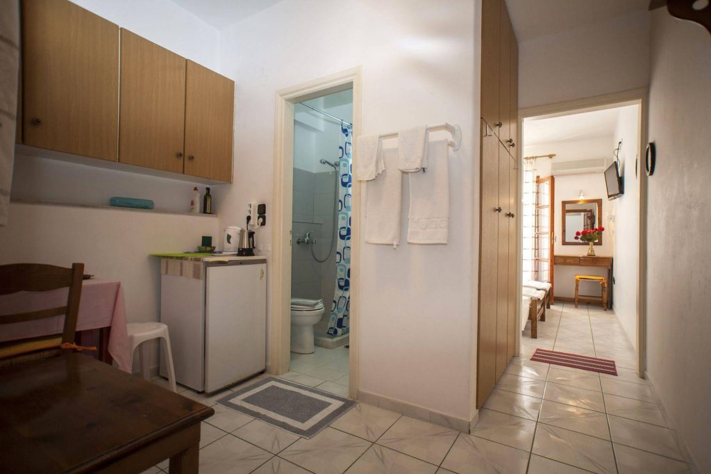 Фото Kapetanos Rooms