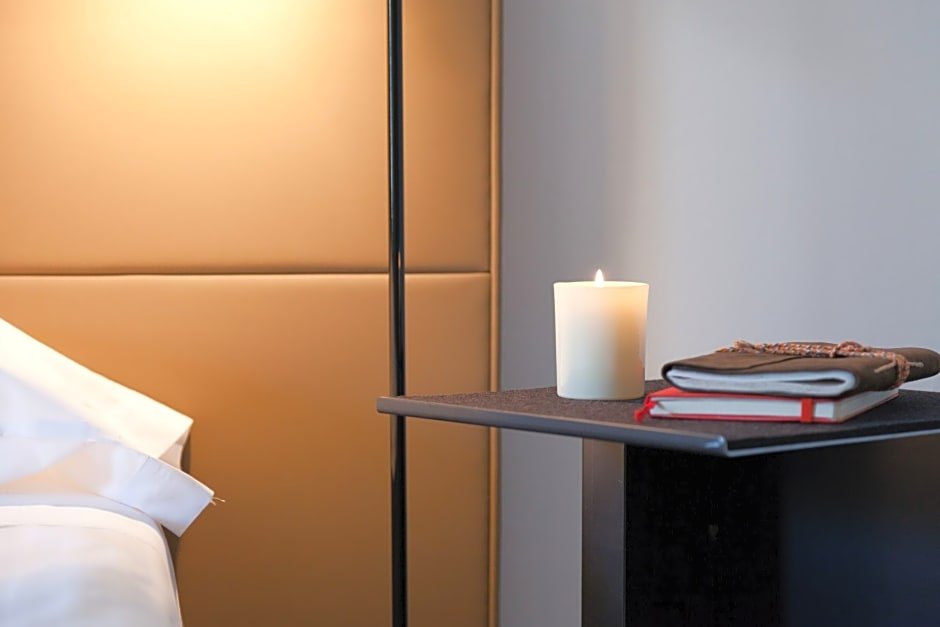Фото Alexandra Barcelona Hotel, Curio Collection by Hilton