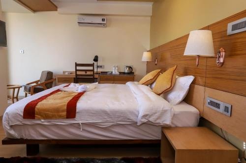 Фото Retro Hotel and SPA