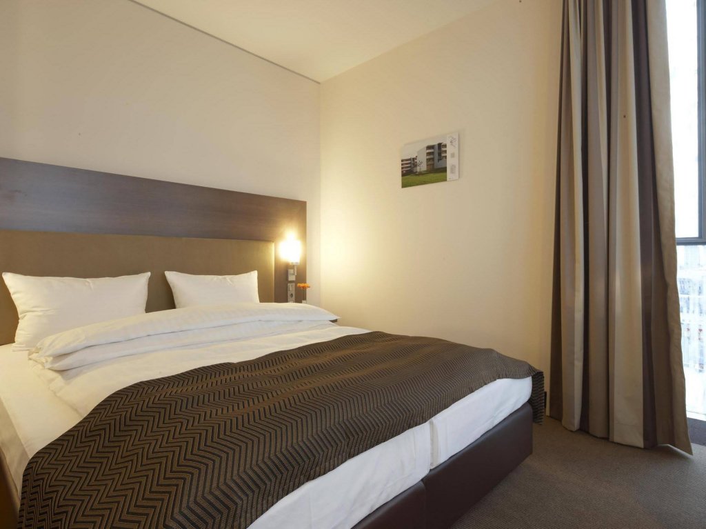 Фото IntercityHotel Enschede