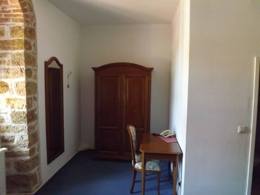 Фото Hotel Zur Sonne