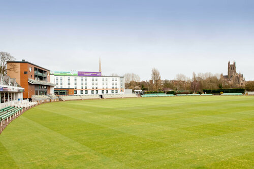 Гостиница Premier Inn Worcester City Centre