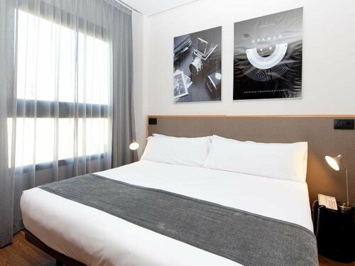 Внешний вид отеля Kramer в Валенсии (провинция), фото 3