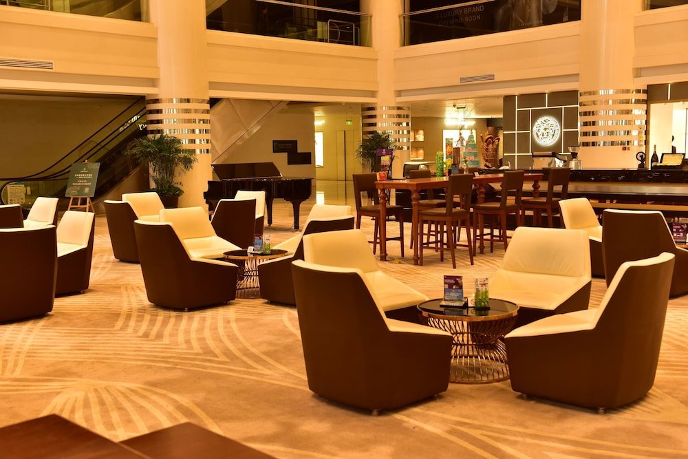 Фото Conrad Urumqi