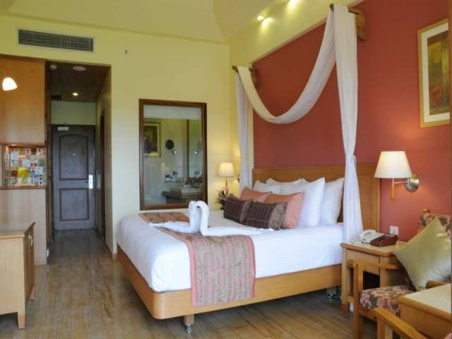 Фото Acron Candolim Regina