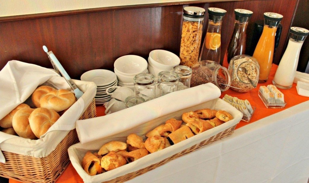 Фото Hotel Engelbert