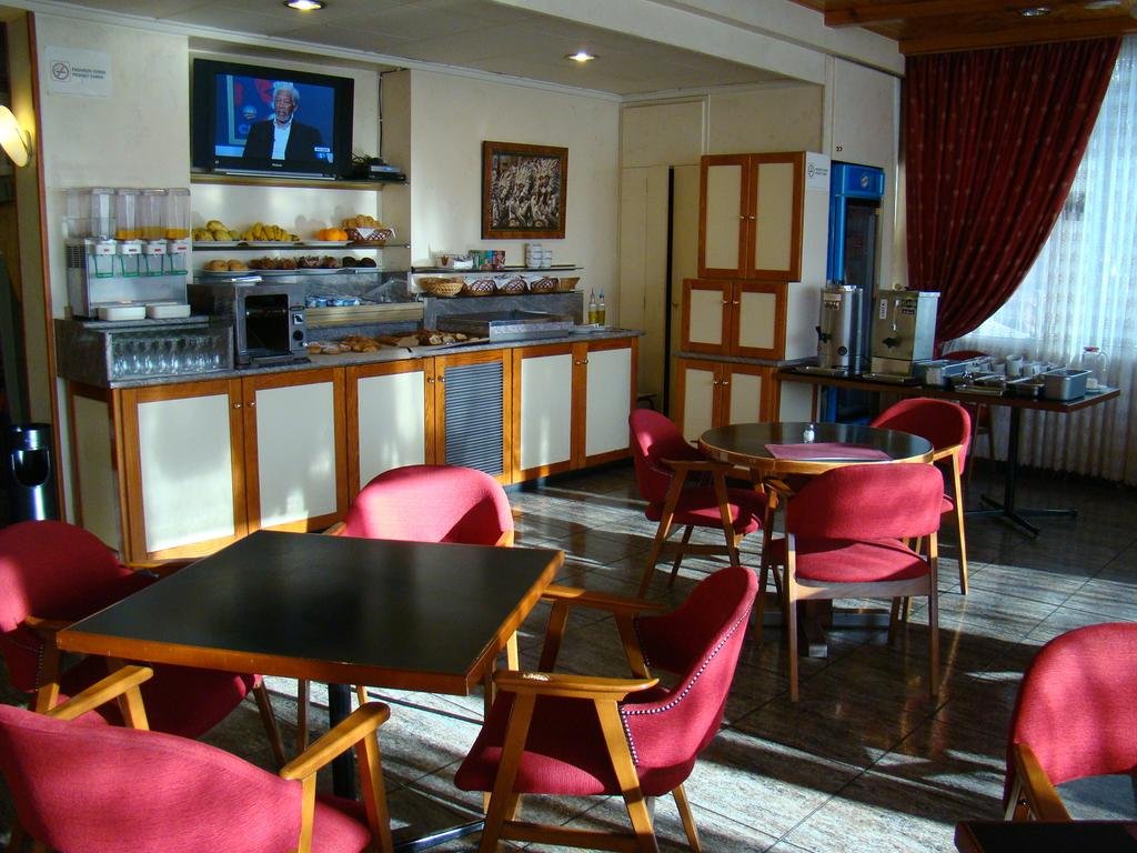 Фото Hotel Reconquista