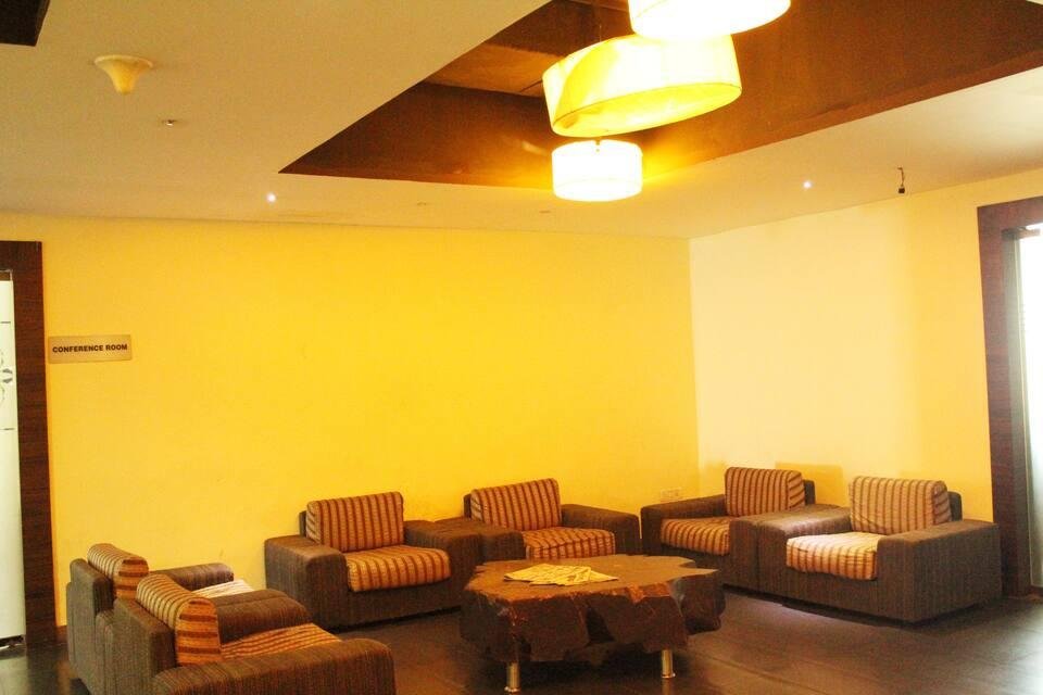 Фото Skywalk Hotel