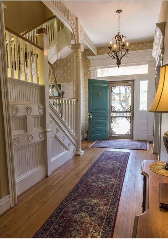 Фото Charles Bass House Bed & Breakfast