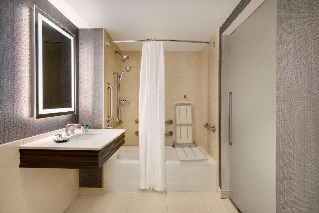 Фото Sheraton Philadelphia Downtown