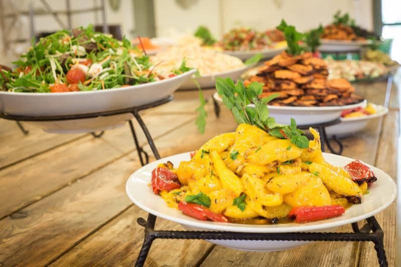 Фото Tzuba Hotel