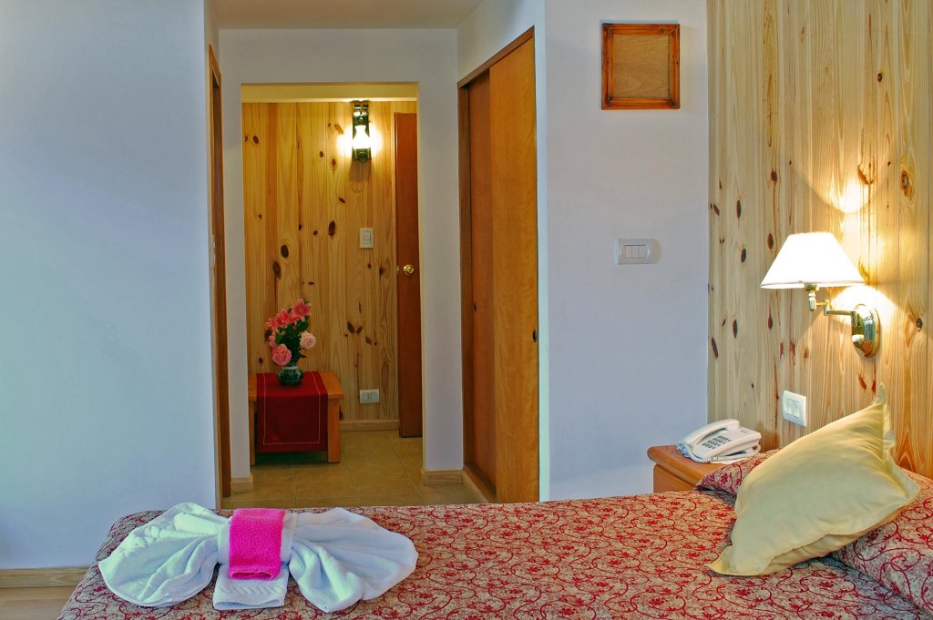 Фото Ruca Cheli Village Ski Hotel