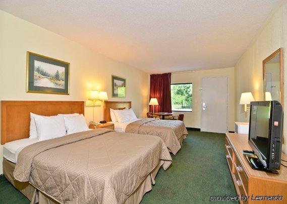 Фото Days Inn by Wyndham St George