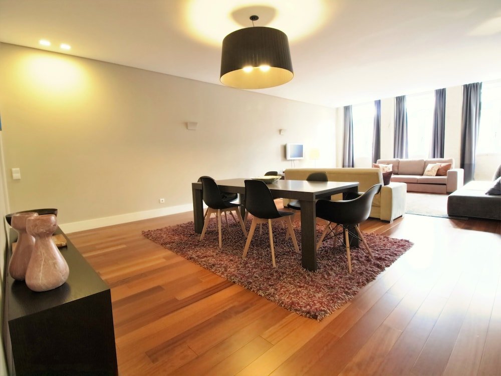 Фото Alibi by YoursPorto