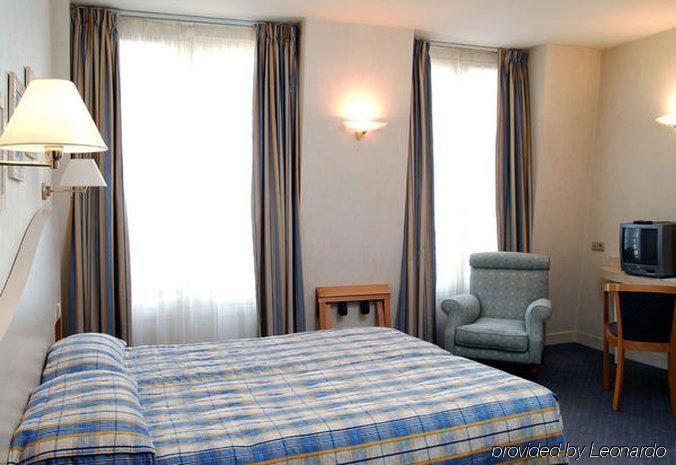 Фото Timhotel Opéra Blanche Fontaine