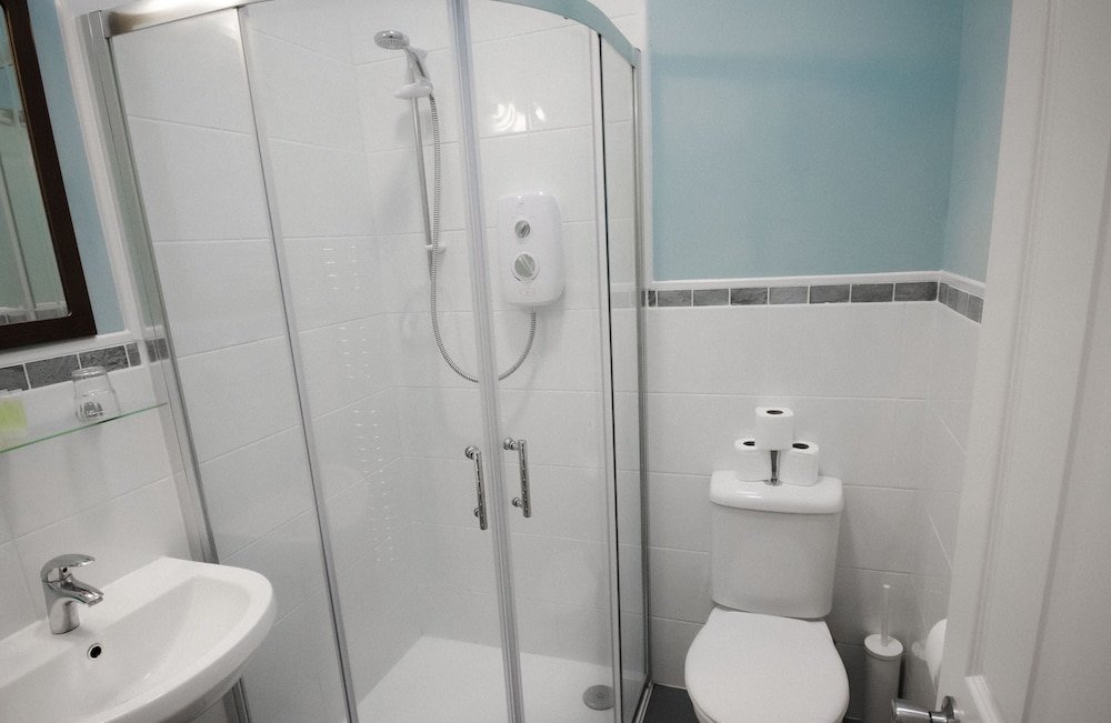 Фото Crofton House Hotel