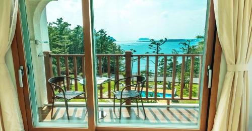 Фото The Bay Jeju Resort