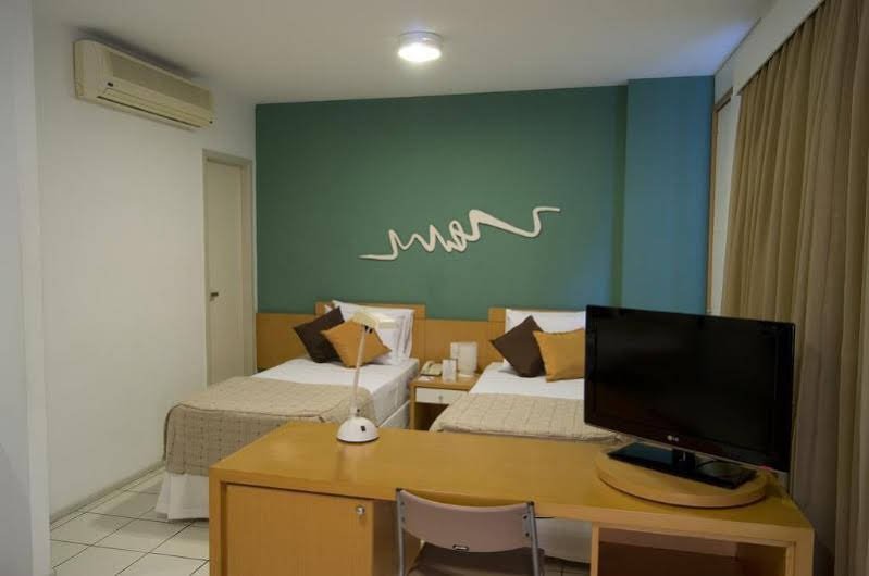 Фото Bristol Praia do Canto