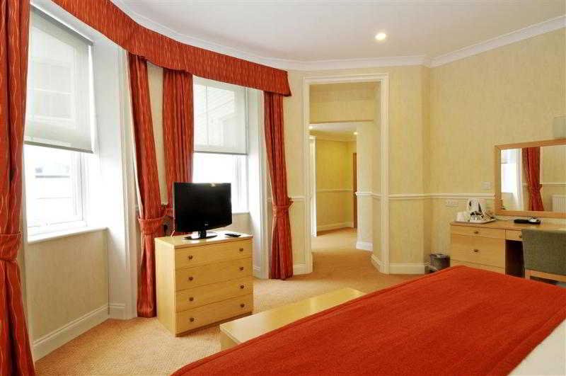 Фото The Bromley Court Hotel