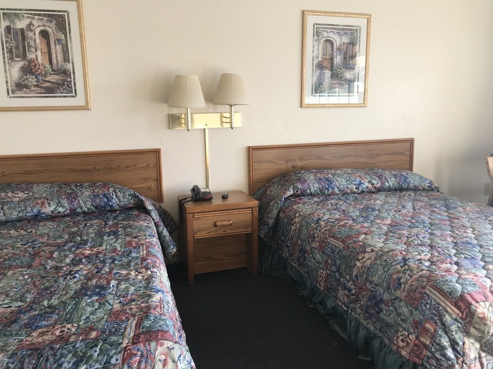 Фото Country Inn Motel