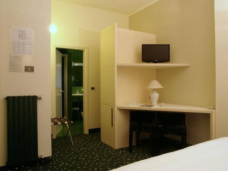 Фото Hotel Piroscafo