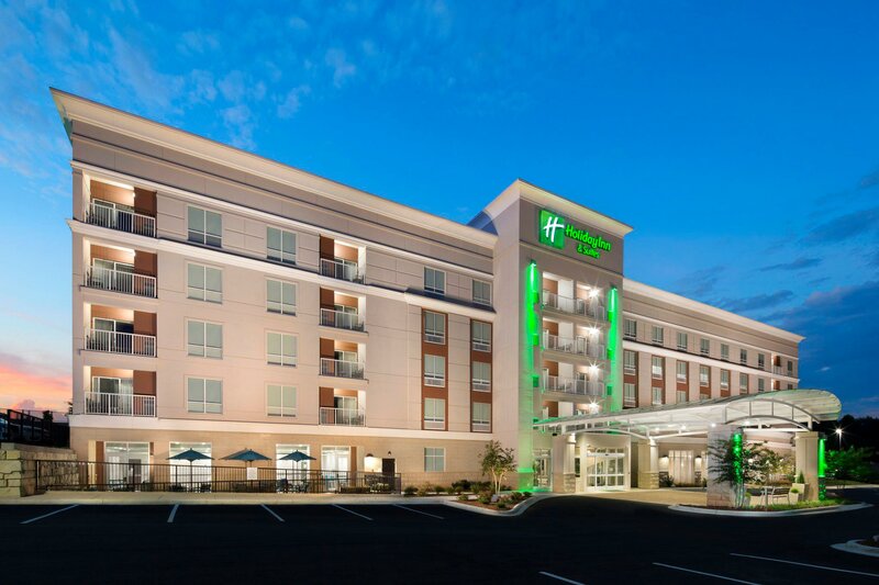 Гостиница Holiday Inn Hotel and Suites Arden - Asheville Airport, an Ihg Hotel