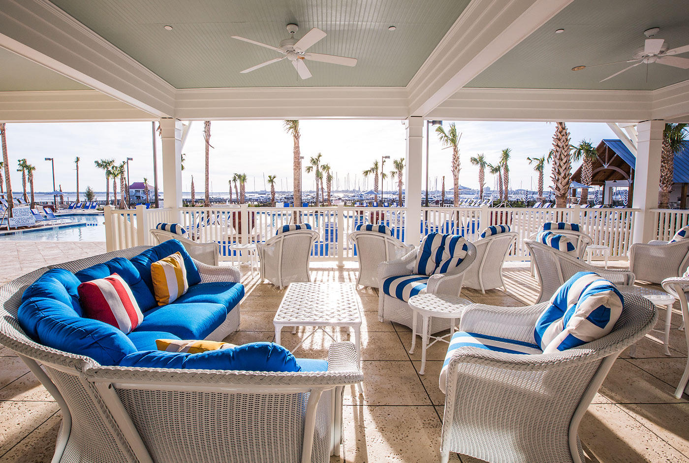 Фото The Beach Club at Charleston Harbor Resort and Marina